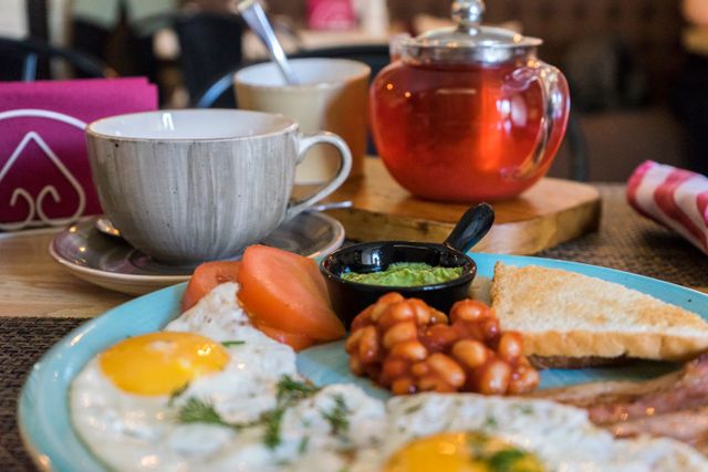 What are the top 10 foods in the UK?